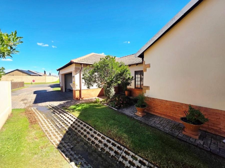 3 Bedroom Property for Sale in Twee Riviere Lifestyle Estate Gauteng