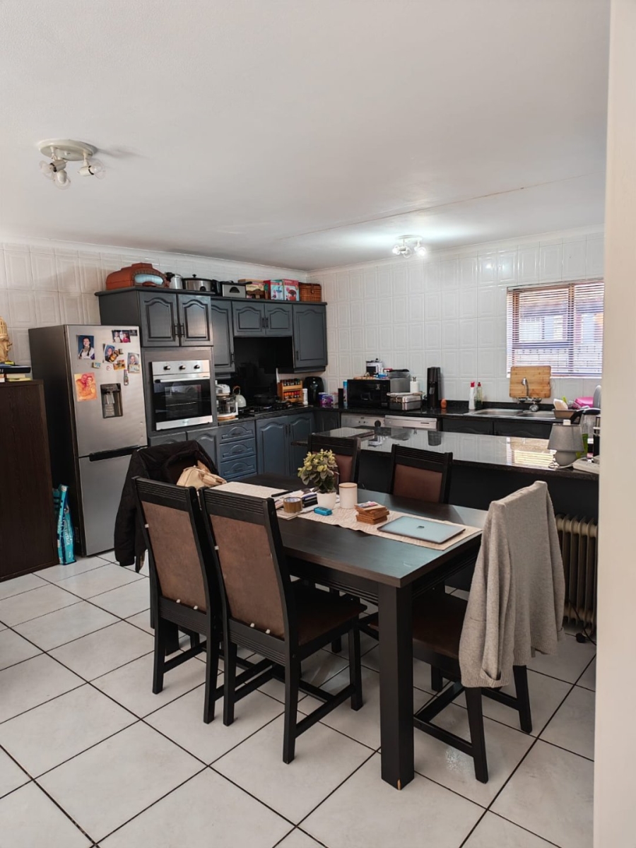 2 Bedroom Property for Sale in Vanderbijlpark SW 5 Gauteng