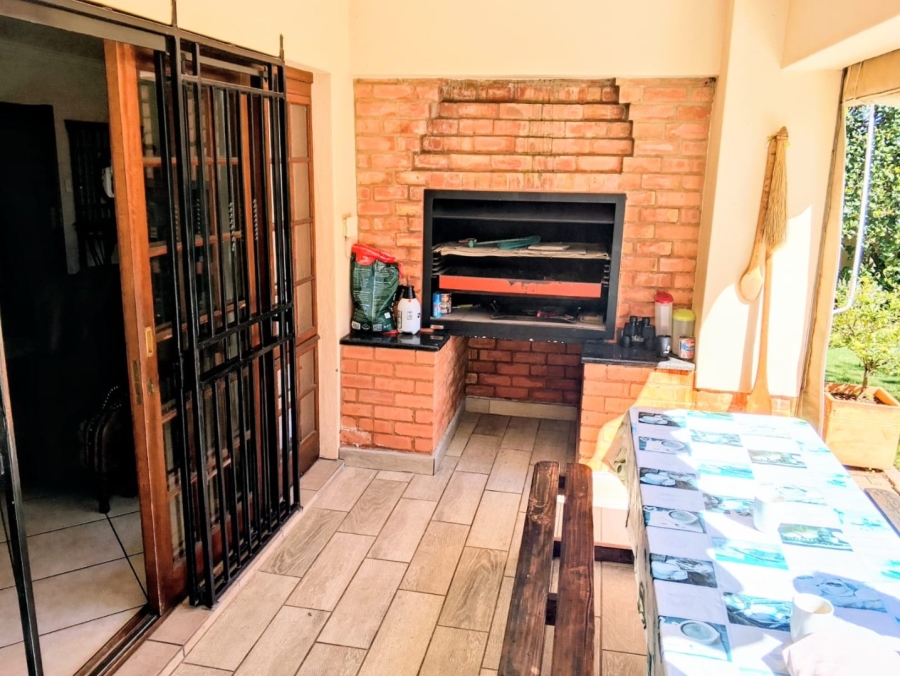3 Bedroom Property for Sale in Montana Tuine Gauteng