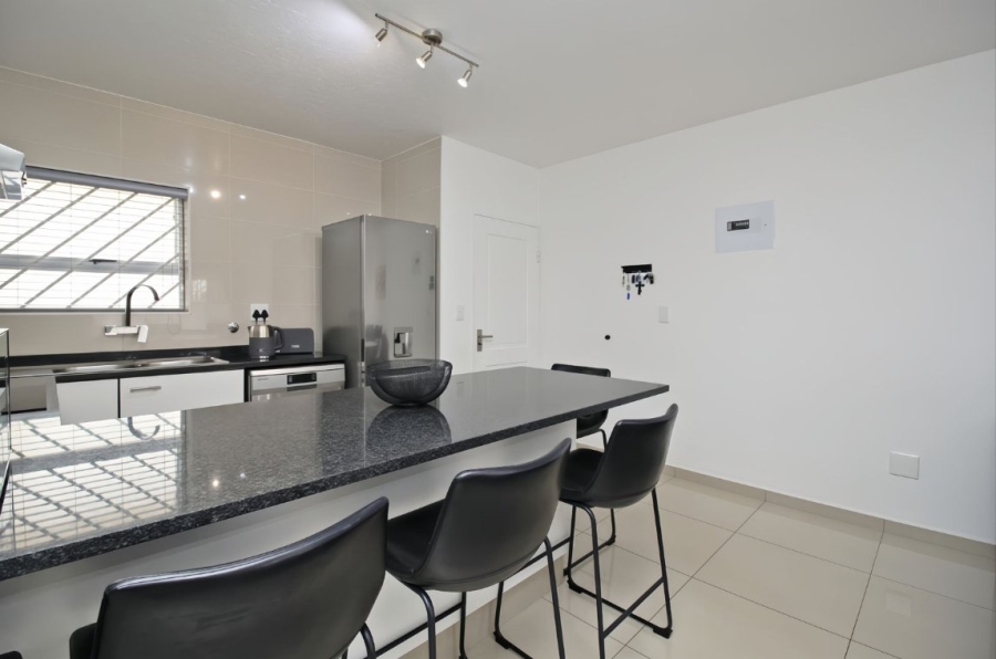 3 Bedroom Property for Sale in Wannenburghoogte Gauteng