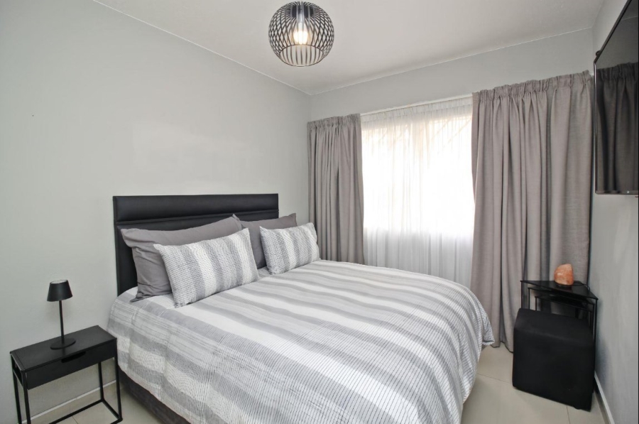 3 Bedroom Property for Sale in Wannenburghoogte Gauteng