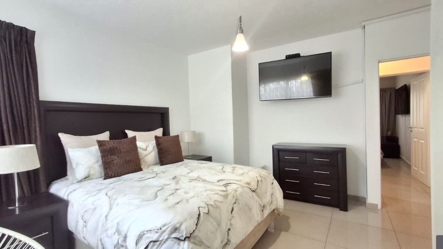 3 Bedroom Property for Sale in Wannenburghoogte Gauteng