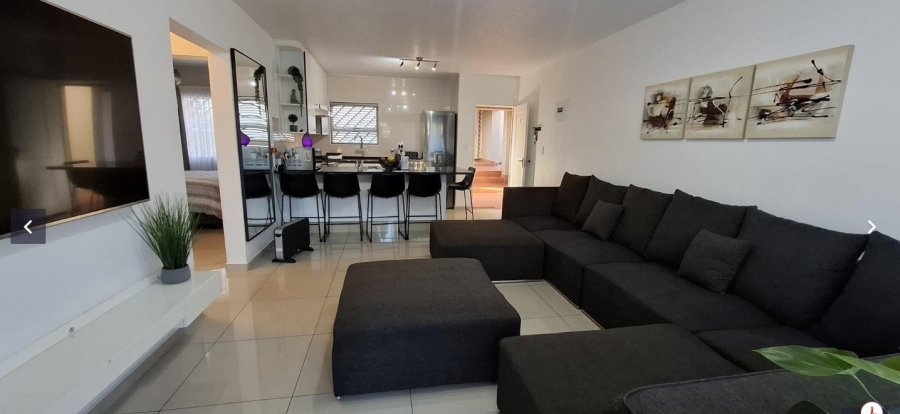 3 Bedroom Property for Sale in Wannenburghoogte Gauteng