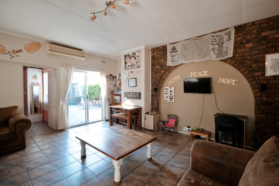 4 Bedroom Property for Sale in Randhart Gauteng