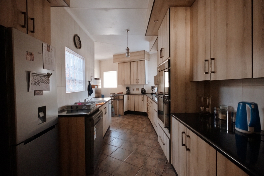 4 Bedroom Property for Sale in Randhart Gauteng