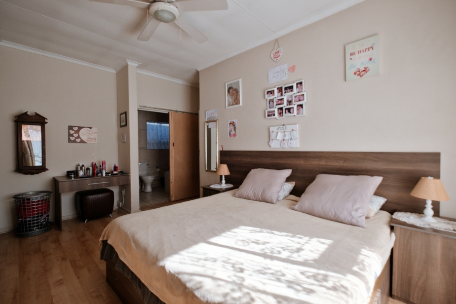 4 Bedroom Property for Sale in Randhart Gauteng