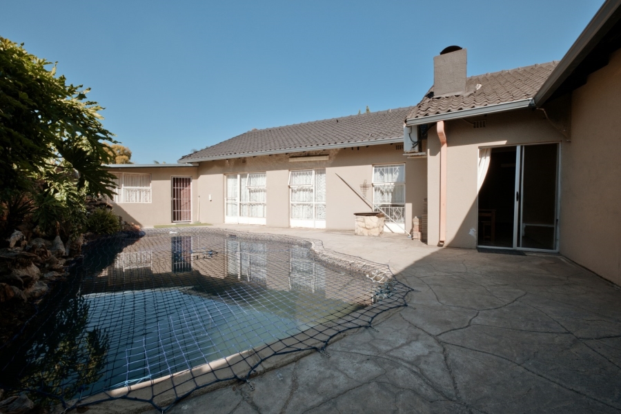 4 Bedroom Property for Sale in Randhart Gauteng