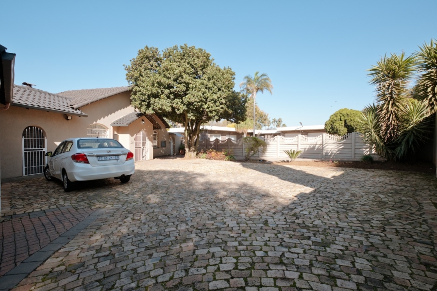 4 Bedroom Property for Sale in Randhart Gauteng