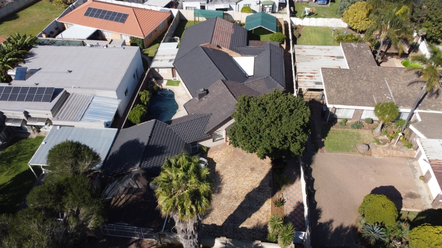 4 Bedroom Property for Sale in Randhart Gauteng
