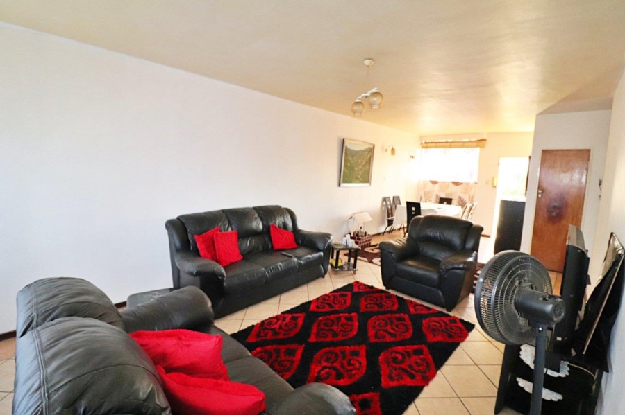 2 Bedroom Property for Sale in Marlands Gauteng