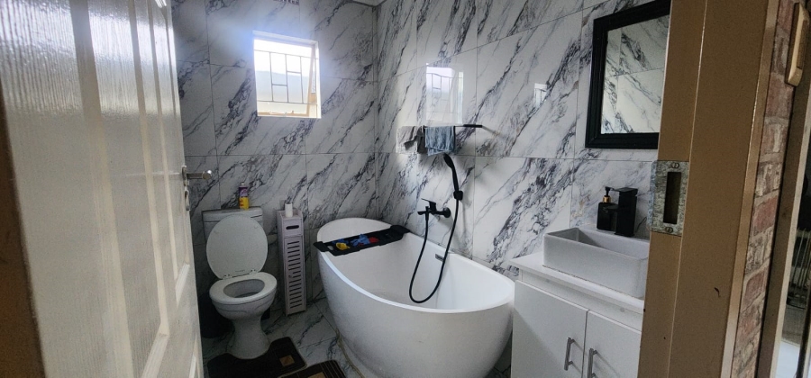 3 Bedroom Property for Sale in Sky City Gauteng