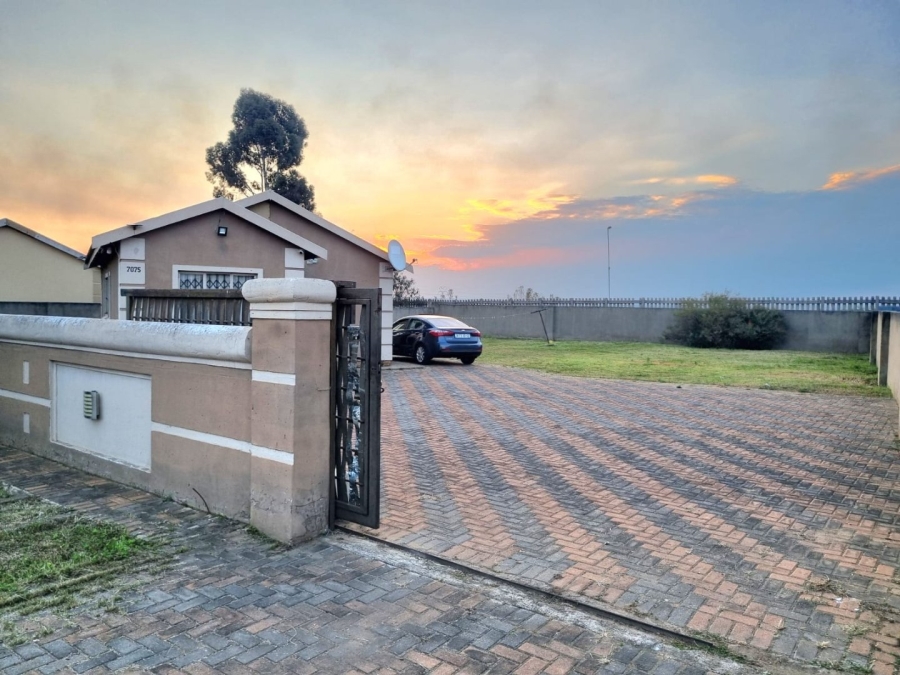 To Let 2 Bedroom Property for Rent in Windmill Park Gauteng
