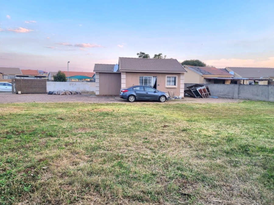 To Let 2 Bedroom Property for Rent in Windmill Park Gauteng