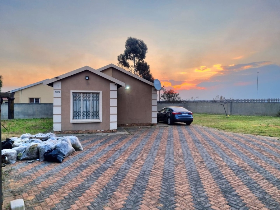 To Let 2 Bedroom Property for Rent in Windmill Park Gauteng