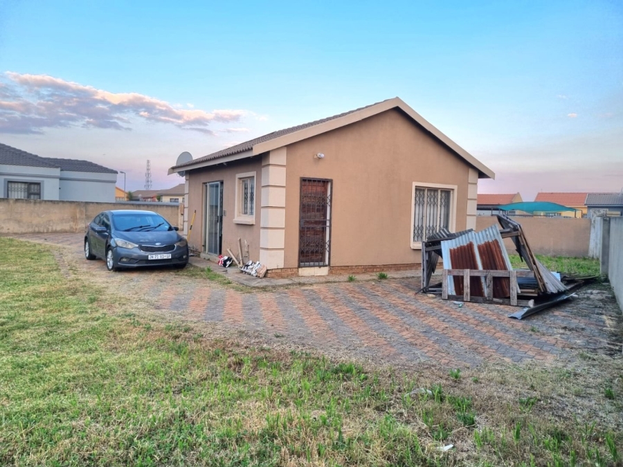 To Let 2 Bedroom Property for Rent in Windmill Park Gauteng