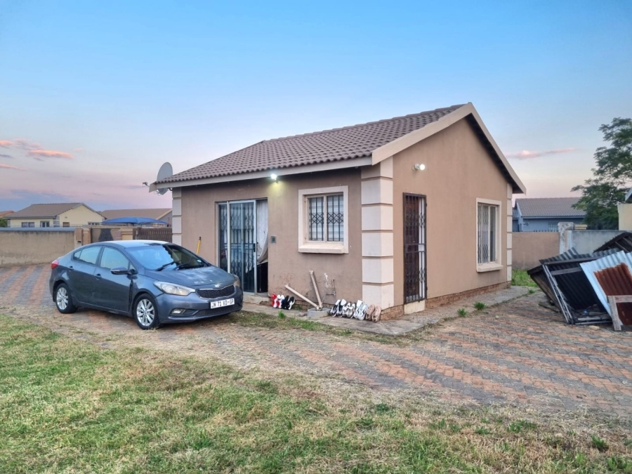 To Let 2 Bedroom Property for Rent in Windmill Park Gauteng