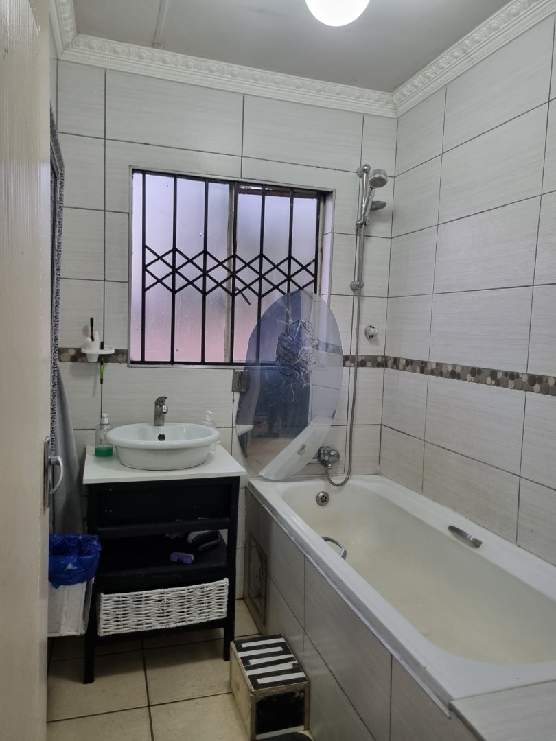 To Let 2 Bedroom Property for Rent in Windmill Park Gauteng