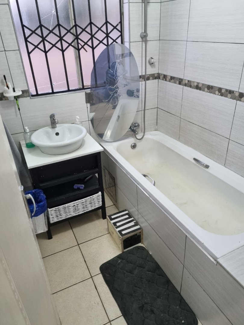 To Let 2 Bedroom Property for Rent in Windmill Park Gauteng