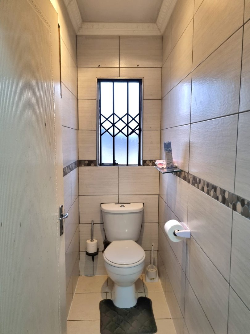 To Let 2 Bedroom Property for Rent in Windmill Park Gauteng