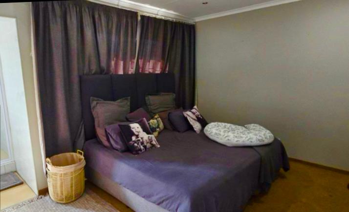 2 Bedroom Property for Sale in Vanderbijlpark SE 4 Gauteng