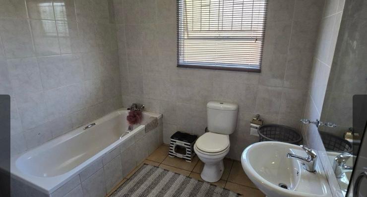 2 Bedroom Property for Sale in Vanderbijlpark SE 4 Gauteng