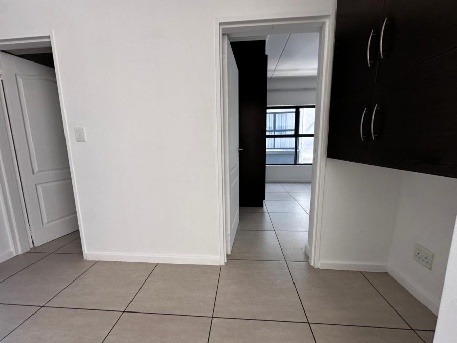 3 Bedroom Property for Sale in Greenstone Crest Gauteng