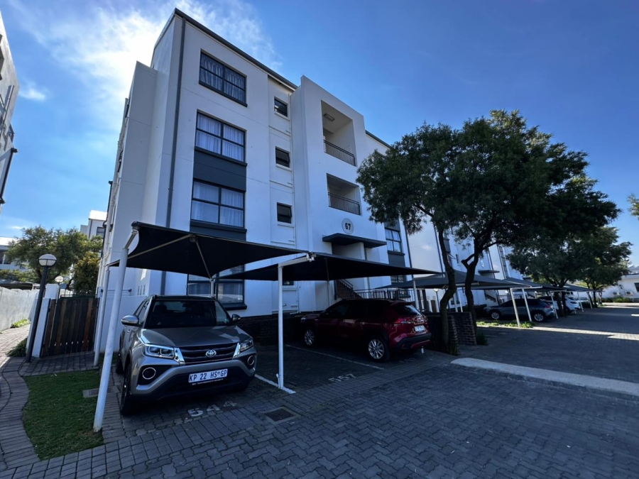 3 Bedroom Property for Sale in Greenstone Crest Gauteng