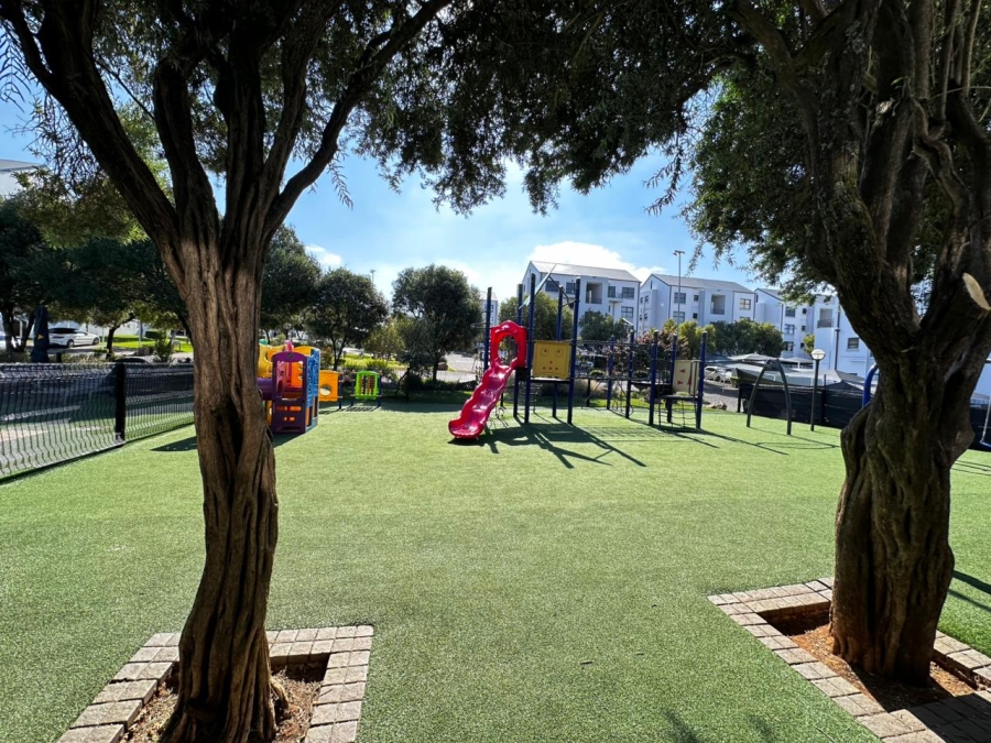 3 Bedroom Property for Sale in Greenstone Crest Gauteng