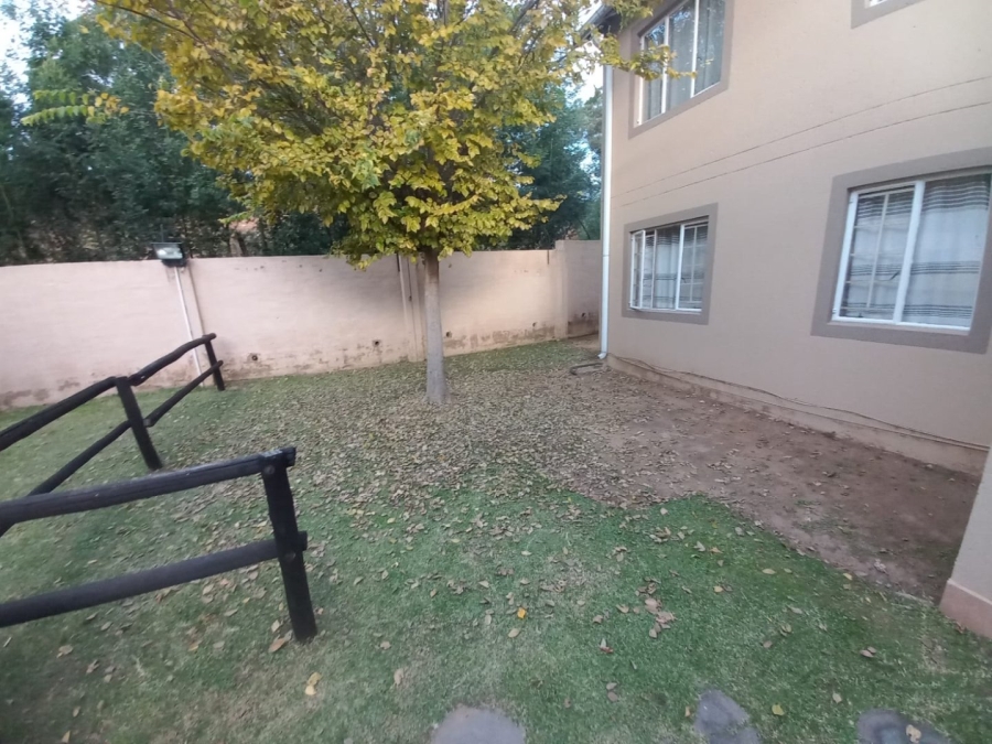 2 Bedroom Property for Sale in Ormonde Gauteng