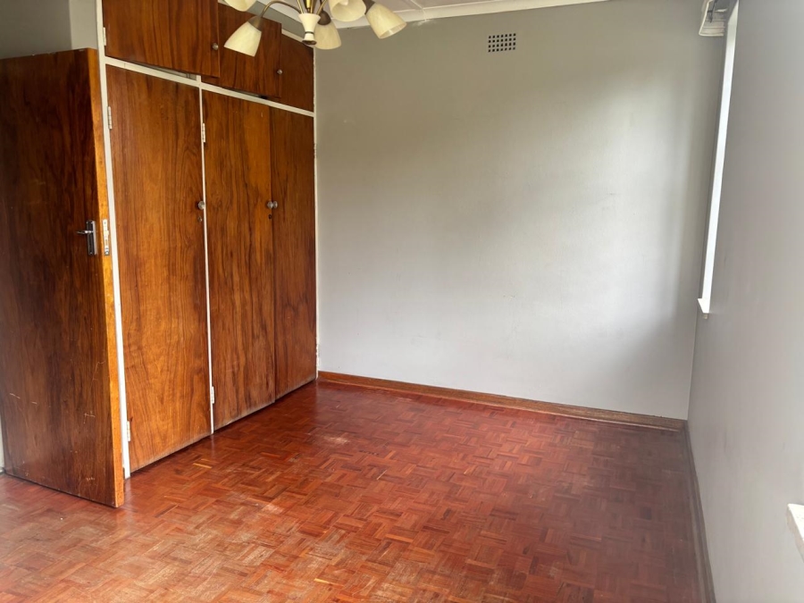 To Let 4 Bedroom Property for Rent in Mondeor Gauteng