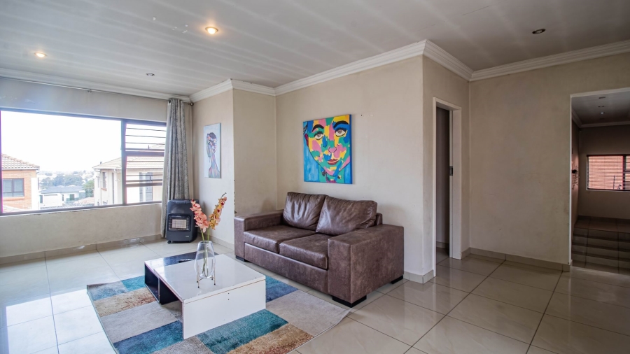 3 Bedroom Property for Sale in South Crest Gauteng