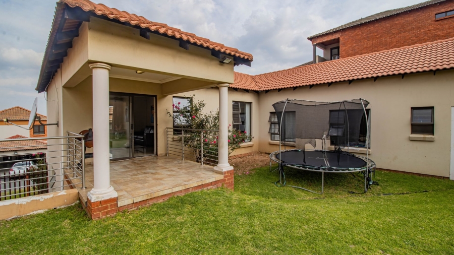 3 Bedroom Property for Sale in South Crest Gauteng