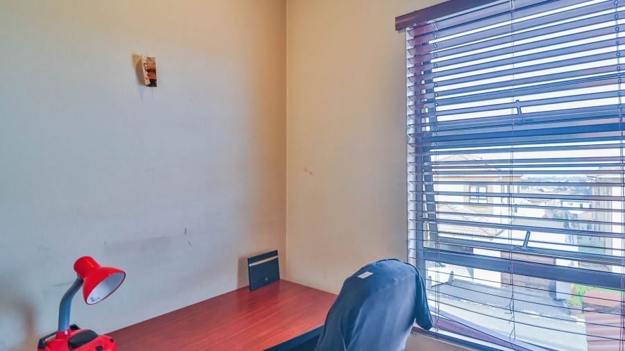 3 Bedroom Property for Sale in South Crest Gauteng