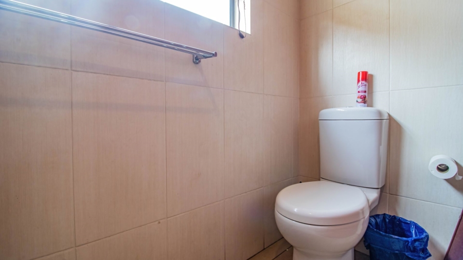 3 Bedroom Property for Sale in South Crest Gauteng