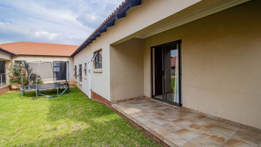 3 Bedroom Property for Sale in South Crest Gauteng