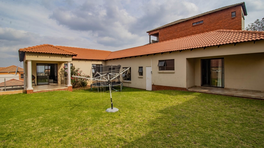 3 Bedroom Property for Sale in South Crest Gauteng