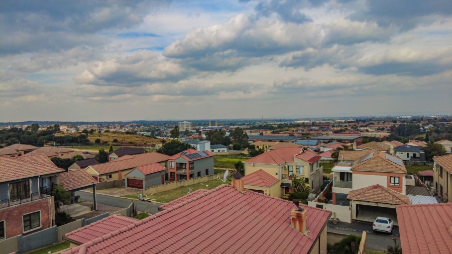 3 Bedroom Property for Sale in South Crest Gauteng