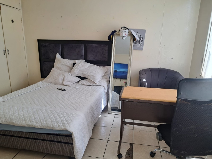 5 Bedroom Property for Sale in Pretoria Gauteng