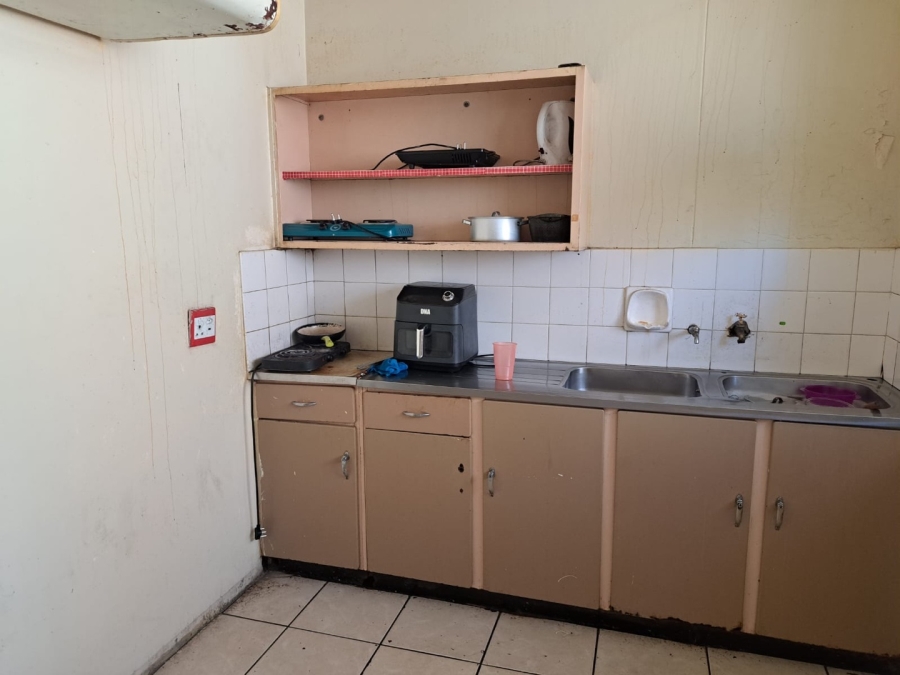 5 Bedroom Property for Sale in Pretoria Gauteng