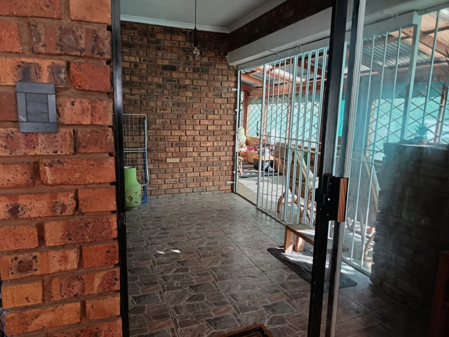 2 Bedroom Property for Sale in Noycedale Gauteng