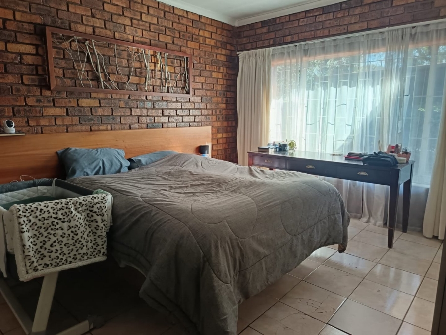 2 Bedroom Property for Sale in Noycedale Gauteng