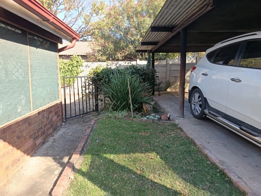 2 Bedroom Property for Sale in Noycedale Gauteng
