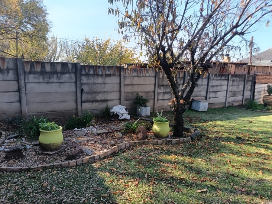 2 Bedroom Property for Sale in Noycedale Gauteng