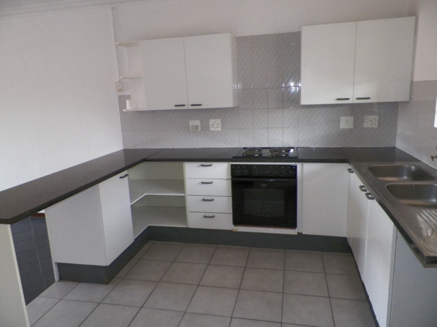 2 Bedroom Property for Sale in Zwartkop Gauteng