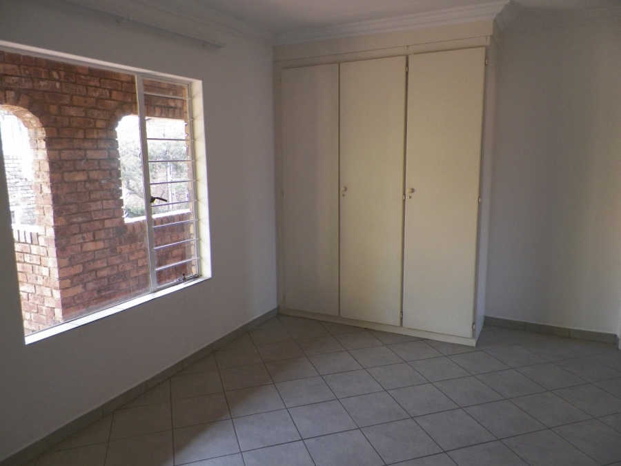 2 Bedroom Property for Sale in Zwartkop Gauteng
