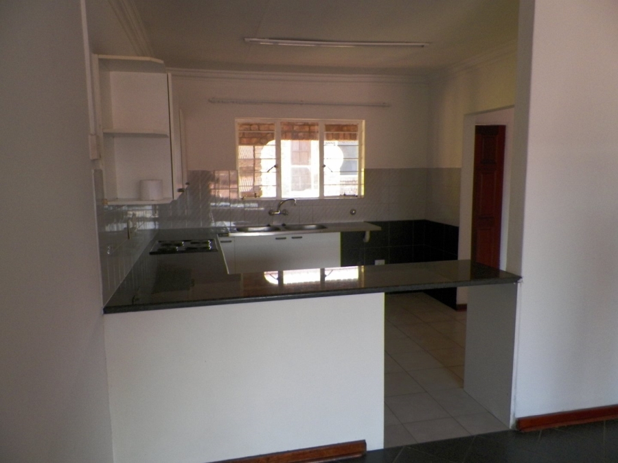 2 Bedroom Property for Sale in Zwartkop Gauteng