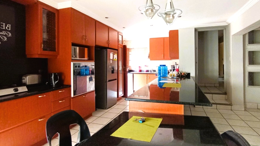 3 Bedroom Property for Sale in Faerie Glen Gauteng