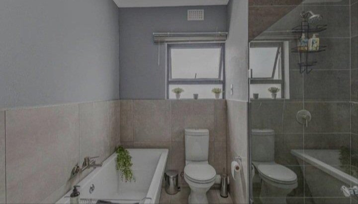 To Let 3 Bedroom Property for Rent in Waterfall Gauteng