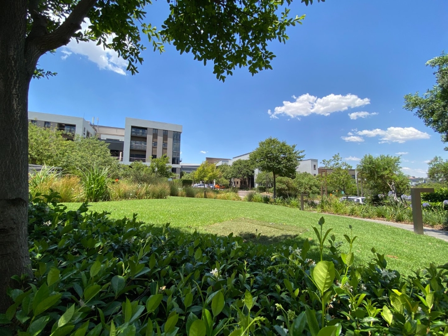 To Let Commercial Property for Rent in Vorna Valley Gauteng