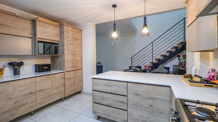 4 Bedroom Property for Sale in Noordhang Gauteng